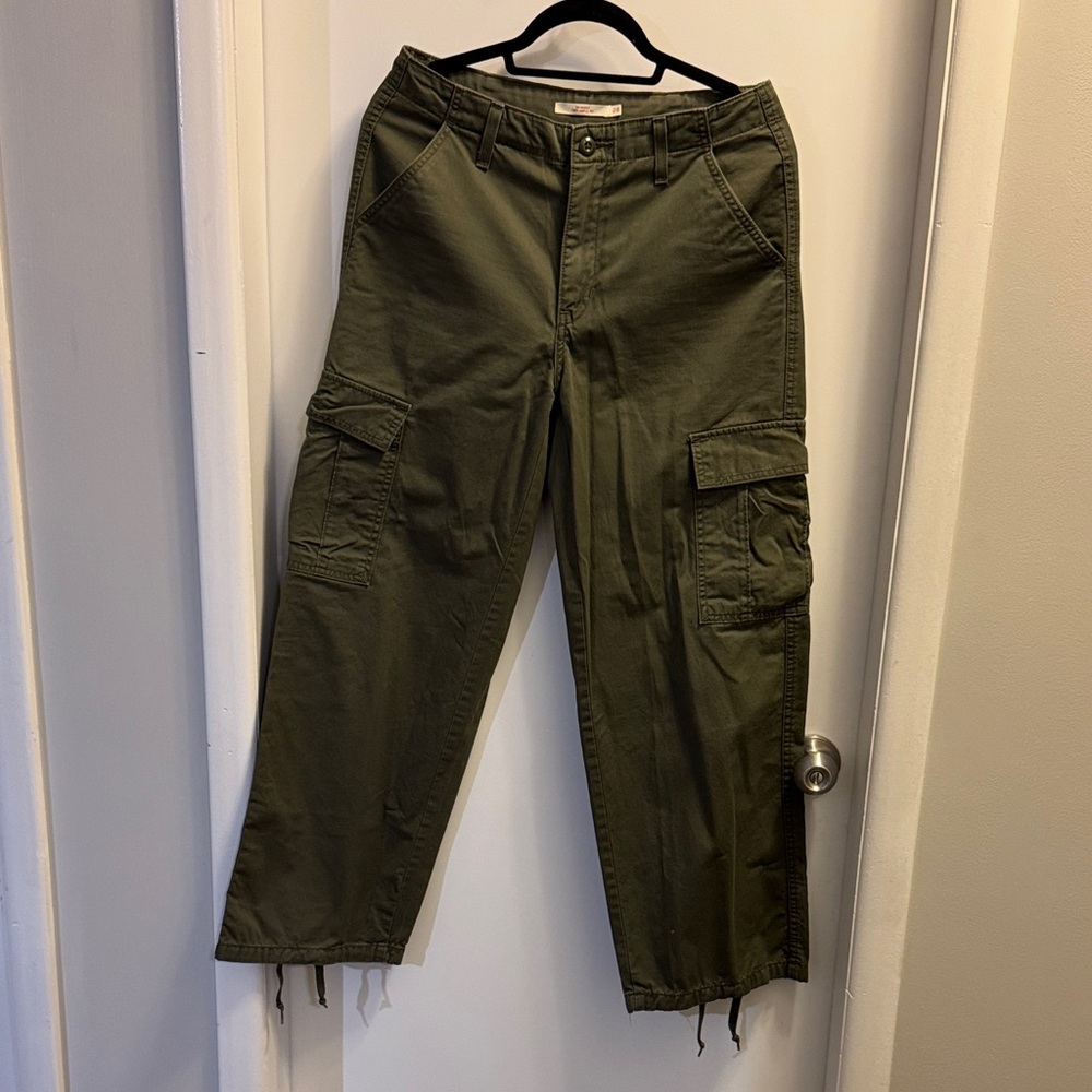 Levi’s 94 Baggy Cargos